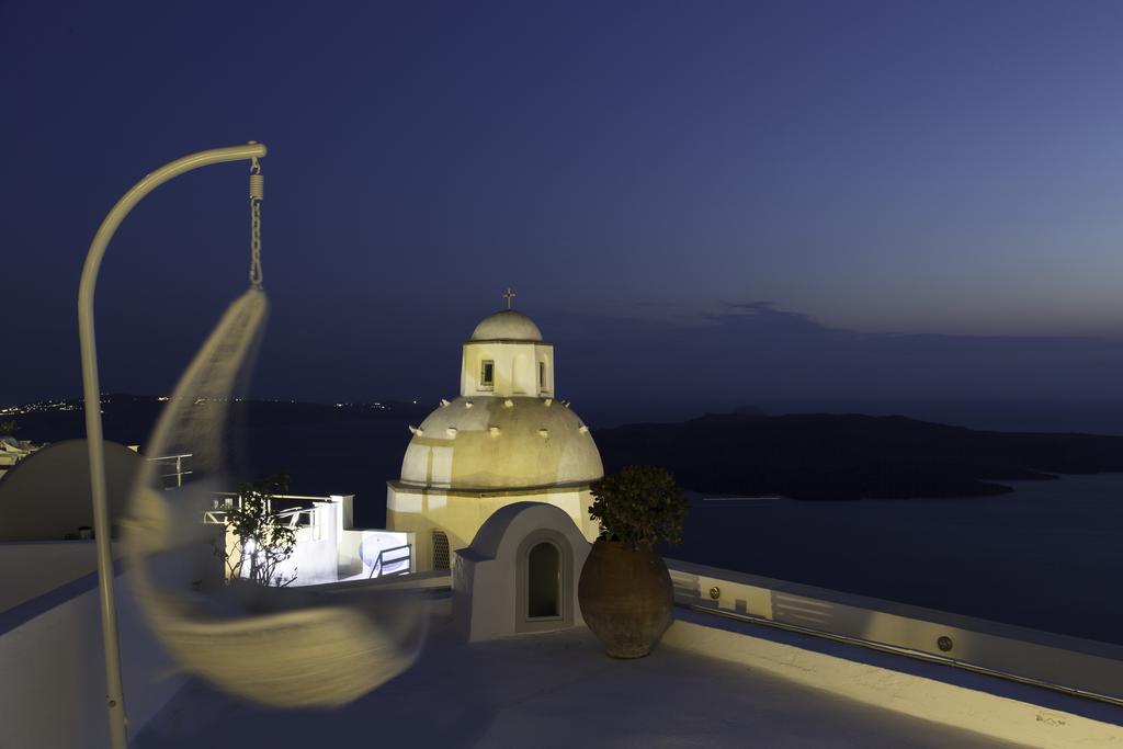 Trieris Villa & Suites Fira  Room photo