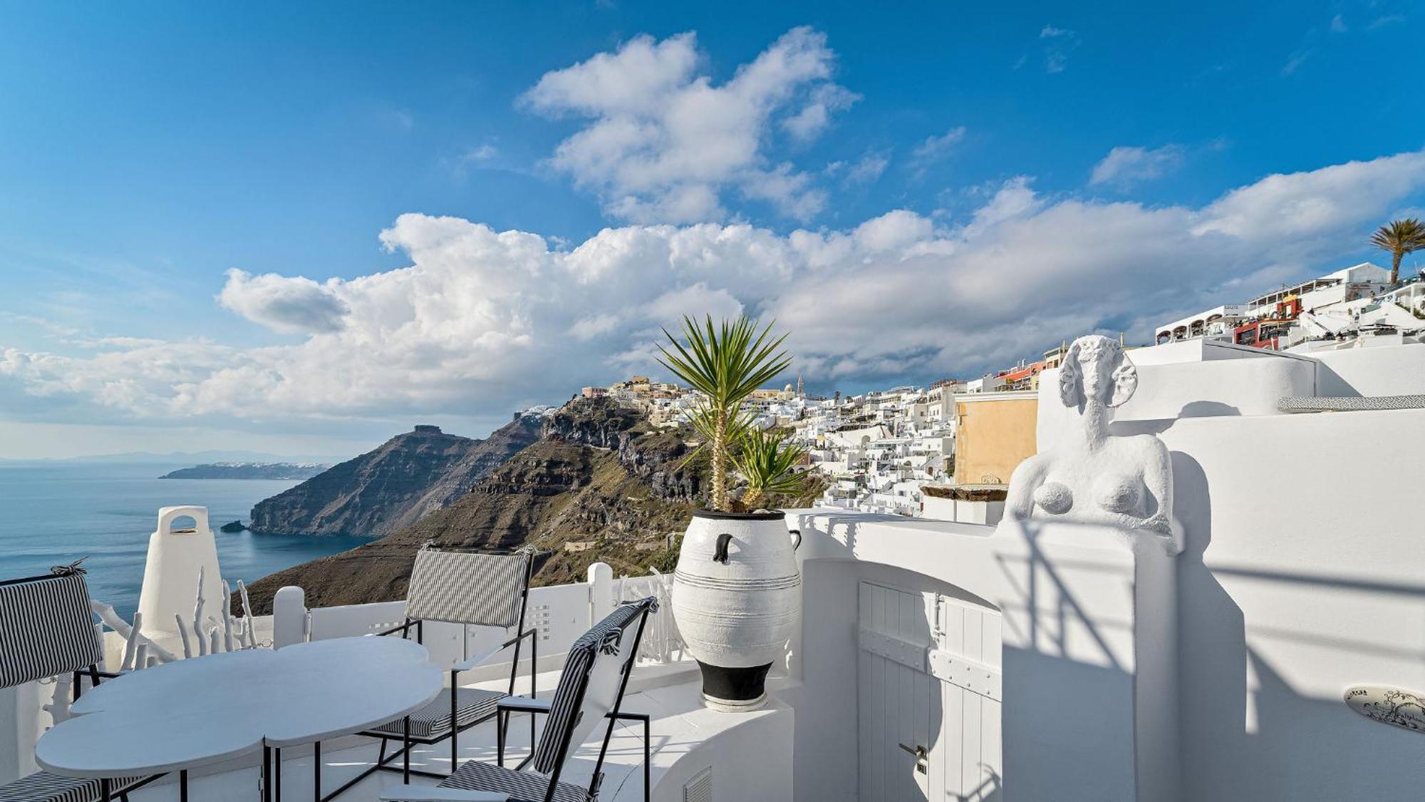 Trieris Villa & Suites Fira  Exterior photo