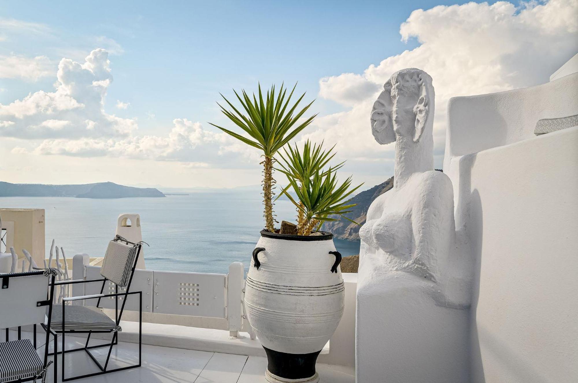 Trieris Villa & Suites Fira  Exterior photo
