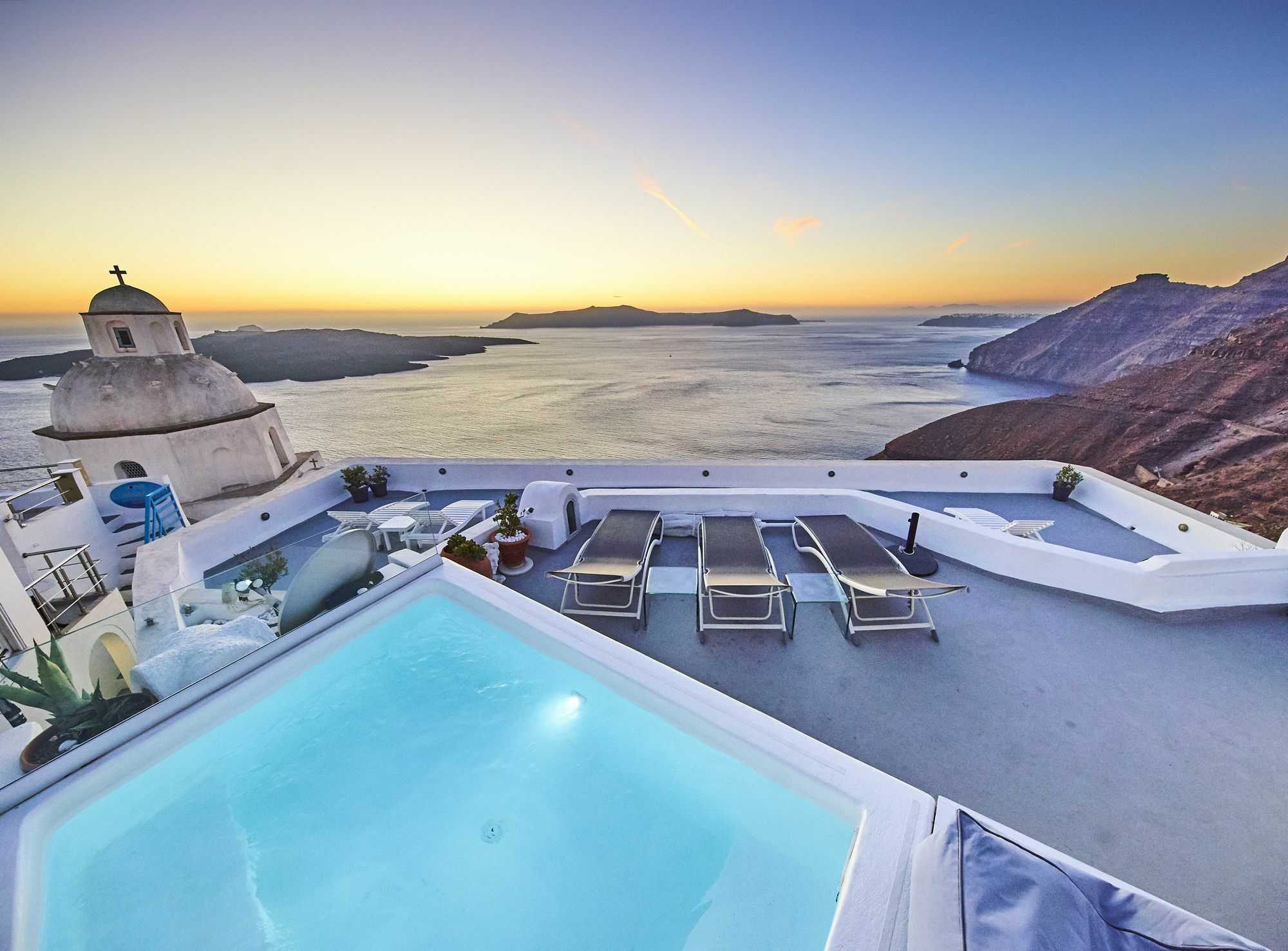 Trieris Villa & Suites Fira  Exterior photo